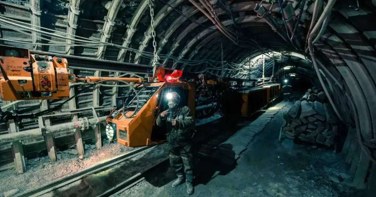 Qarmet металлургия зауытында екі адам қаза тапты