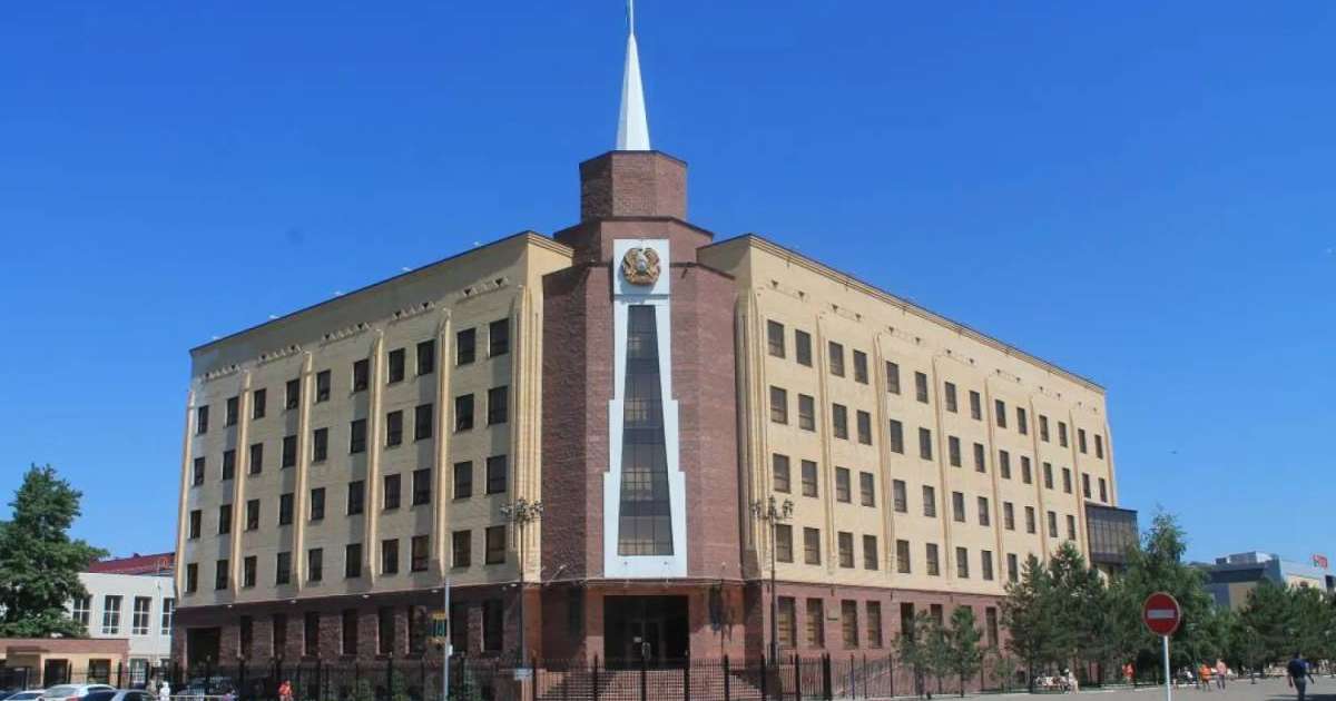 Colman Domingo and Jude Law at amfAR’s Venice Gala
