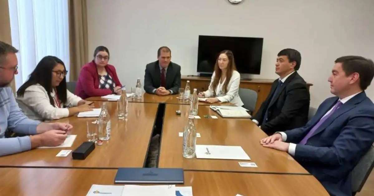 Colman Domingo and Jude Law at amfAR’s Venice Gala