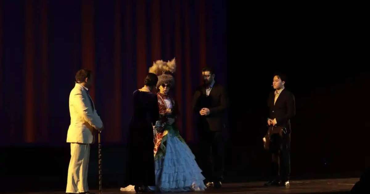 Astana Мusical театры «Роза Бағланова» мюзиклын қойды