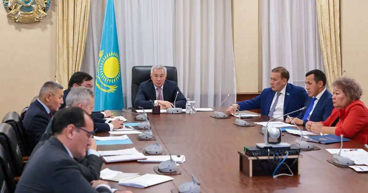 Үкіметте Қазақстан мен Ресей шекарасындағы кептеліс мәселесі талқыланды