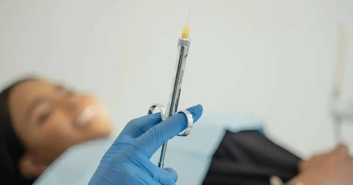 Жасанды ерін: Ақтауда тұтынушының құқығы қалай қорғалды