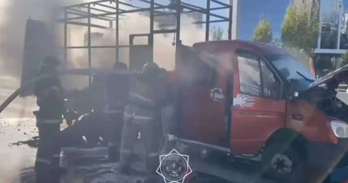 Астанада жүк көлігі жанып кетті (ВИДЕО)