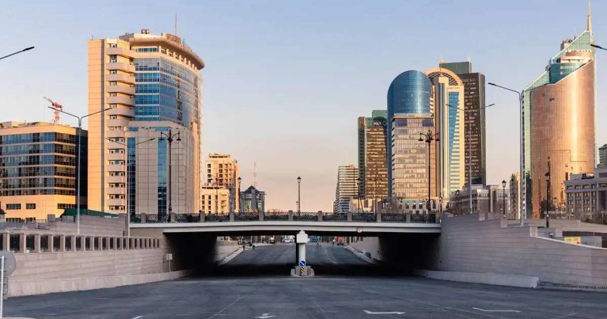 Елордада Д.Қонаев көшесінде көлік қозғалысы қайта ашылды