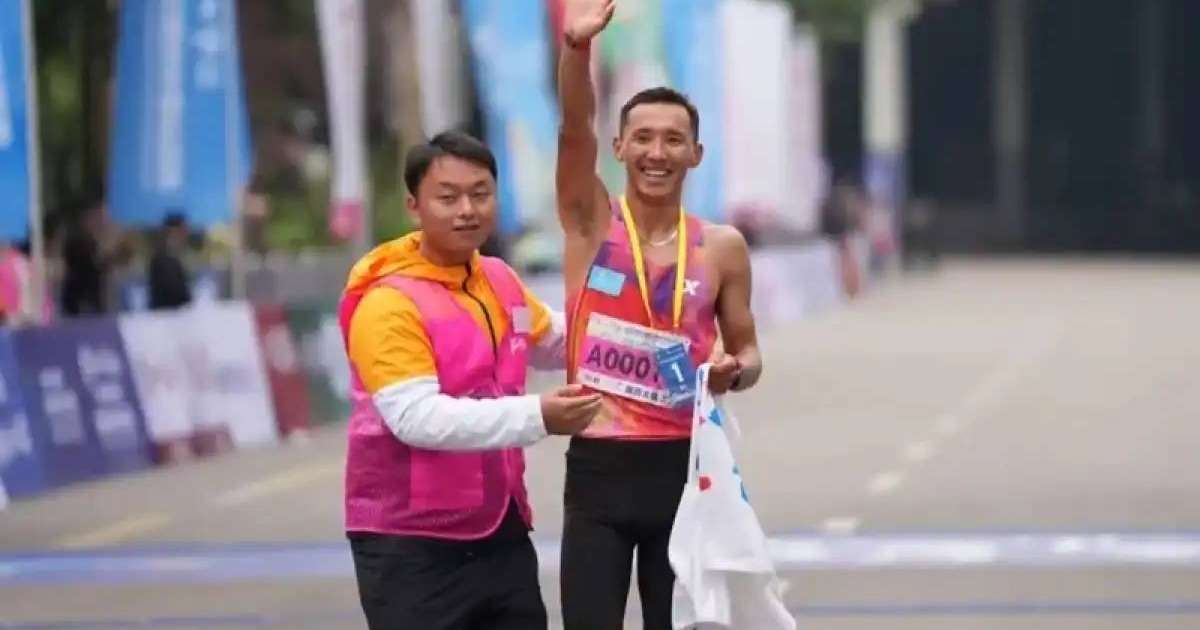 Шыңжаңдық этникалық қазақ жартылай марафонда рекорд жаңартты