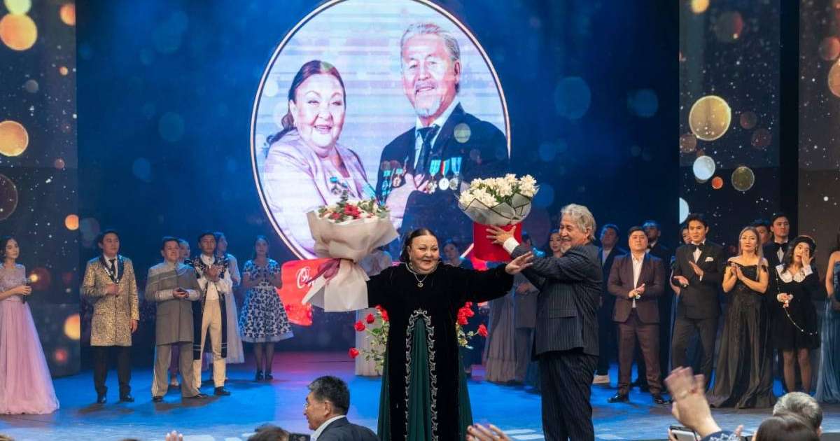 Colman Domingo and Jude Law at amfAR’s Venice Gala