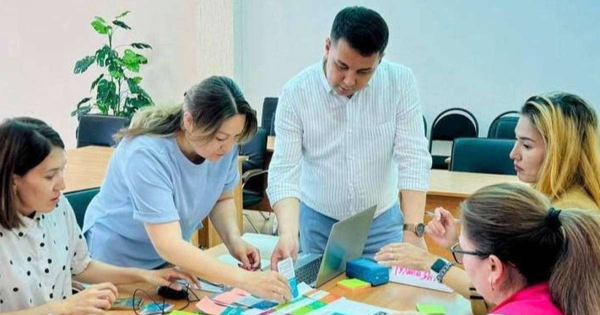 Colman Domingo and Jude Law at amfAR’s Venice Gala