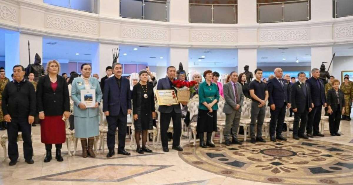 Colman Domingo and Jude Law at amfAR’s Venice Gala