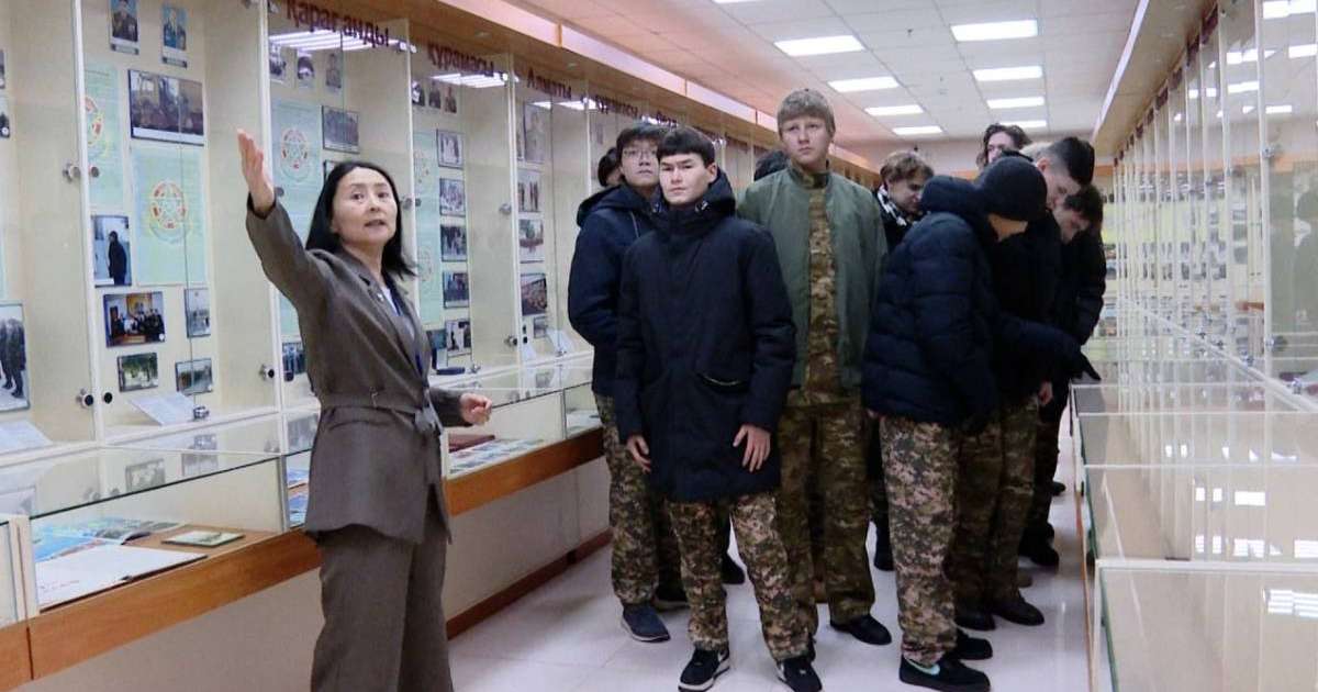 Астаналық оқушылар әскери өмірмен танысты