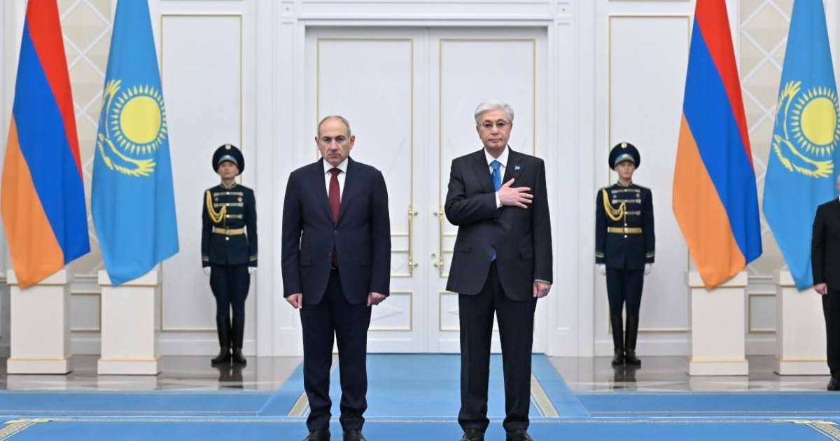 Тоқаев Ақордада Армения Премьер-министрін қарсы алды