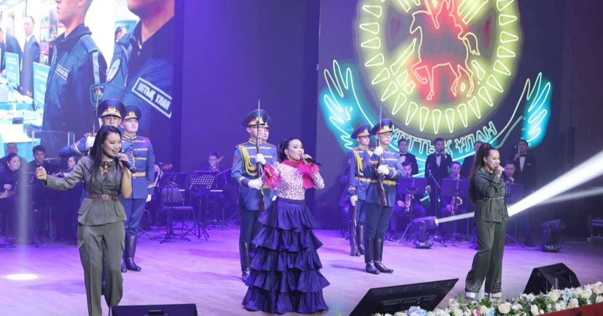 Ұлттық ұлан солисі елордалықтарға ерекше форматта концерт берді