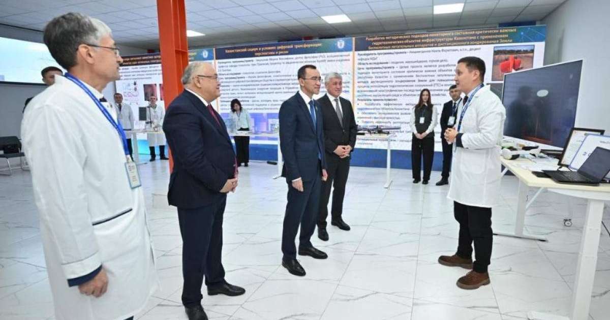 Мәулен Әшімбаев Buketov university ғылыми әлеуетімен танысты