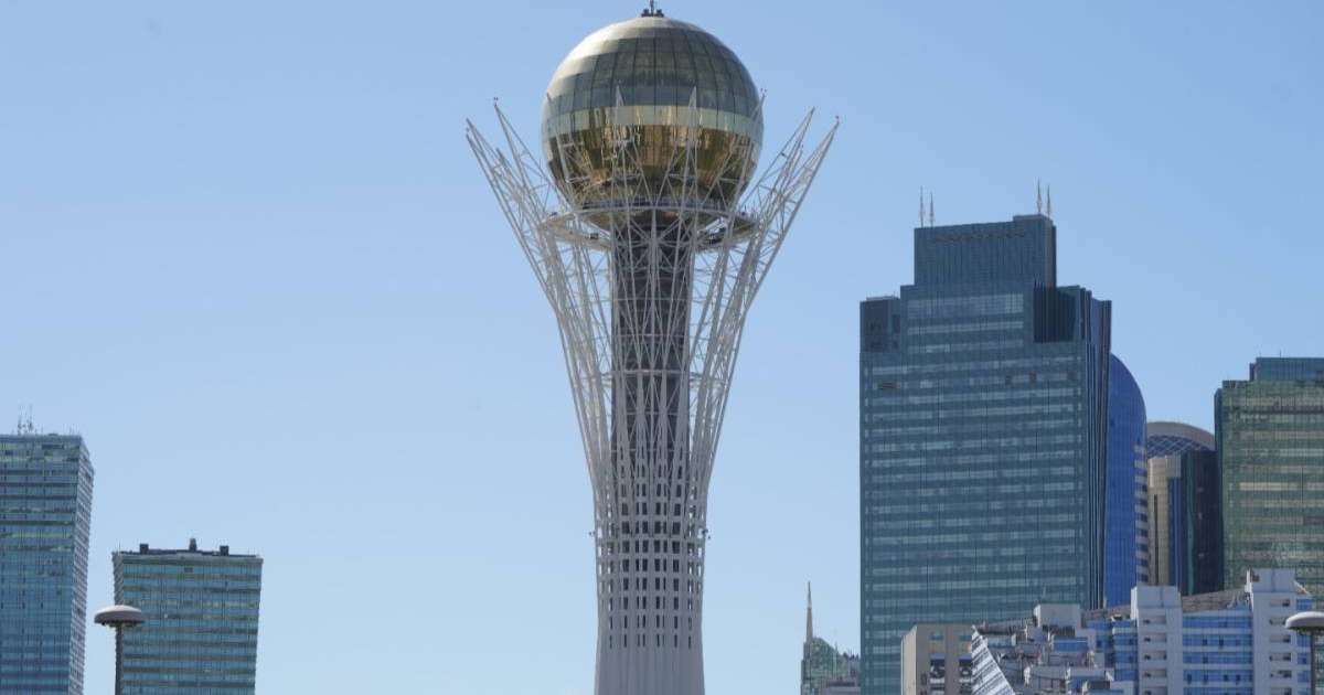 Ірі итальян басылымы мерейтойлық шығарылымын Қазақстанға арнады