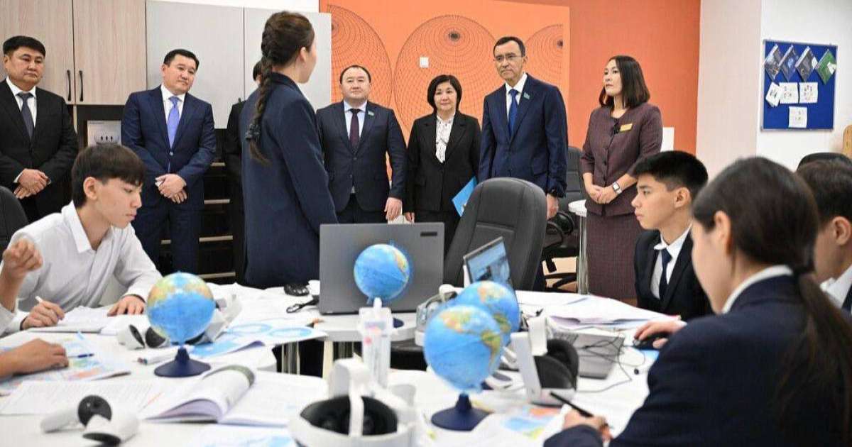 Президент тапсырмасы: сенаторлар білім саласындағы өзекті мәселелерді талқылады