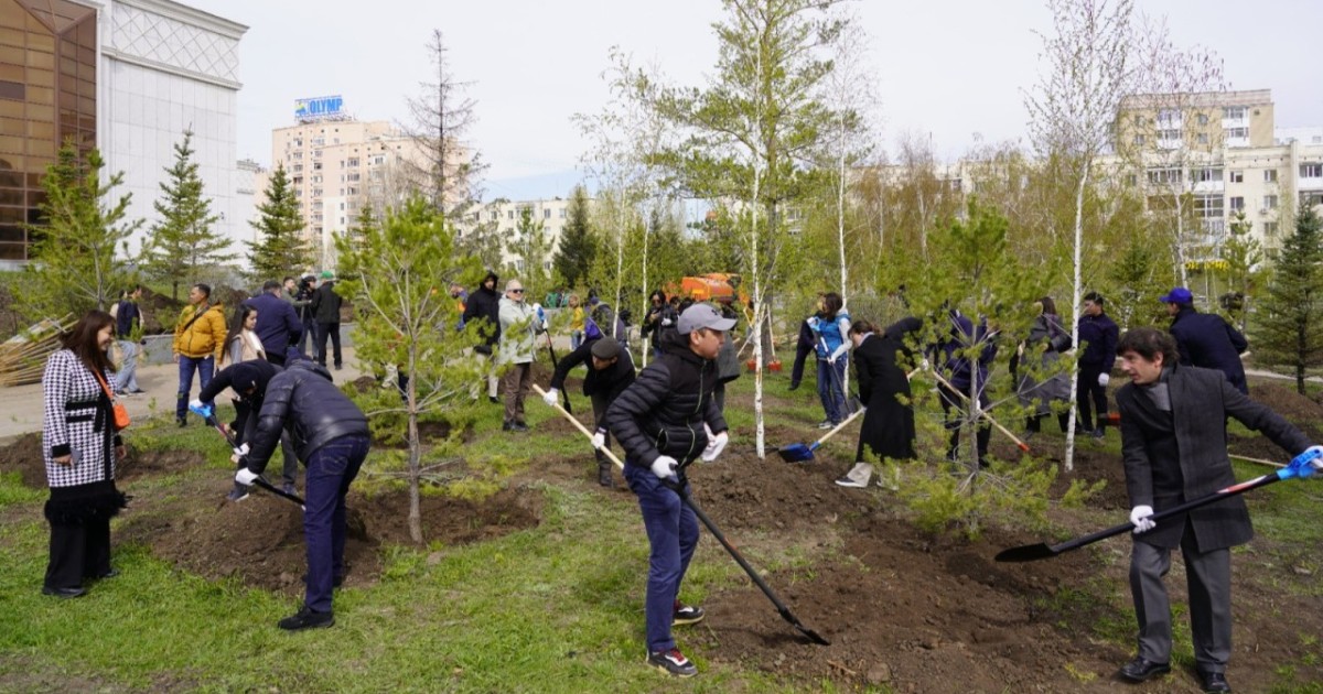 Олжас Бектенов әкімдіктерге жыл соңына дейін заңсыз қоқыс алаңдарын жоюды тапсырды