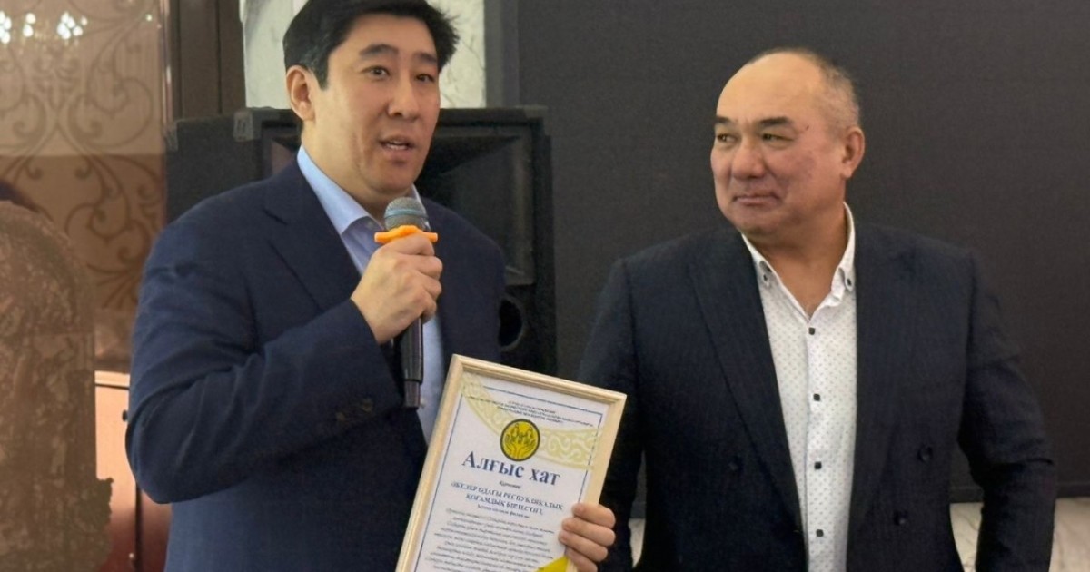 Астанада Әкелер одағы 100 баланы қуантты