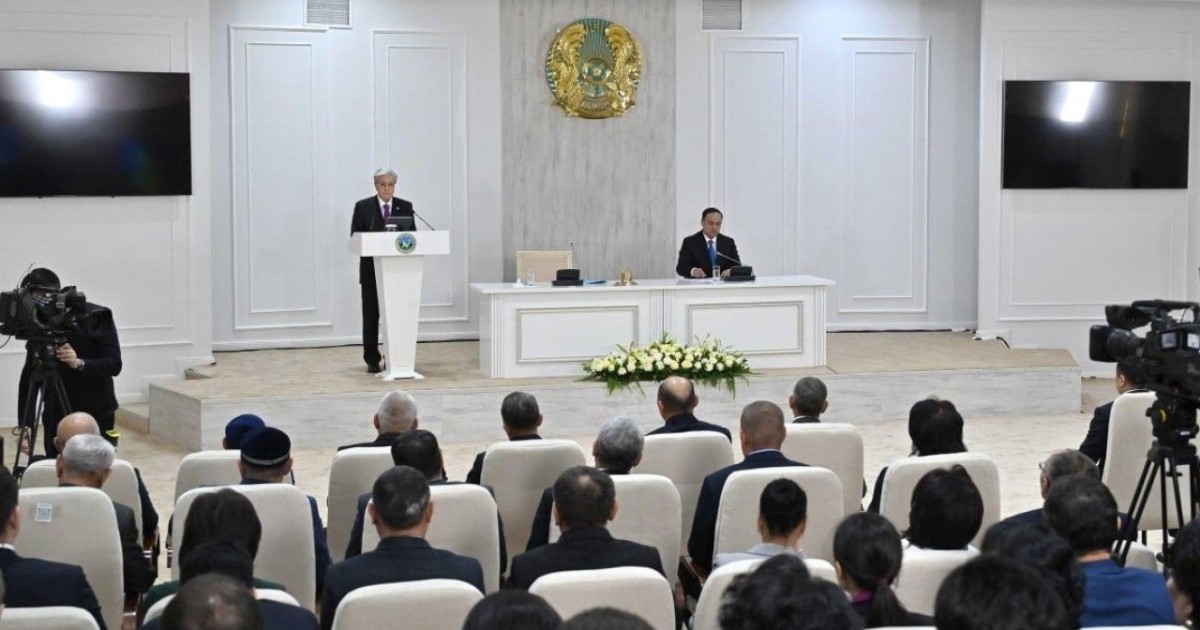 Президент Таразда жаңадан ашылған әскери мектеп-интернатқа Бауыржан Момышұлының есімін беруді ұсынды