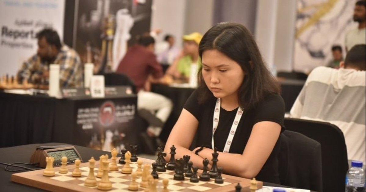 Президент шахматшы Бибісара Асаубаеваны әлем чемпионатындағы жеңісімен құттықтады