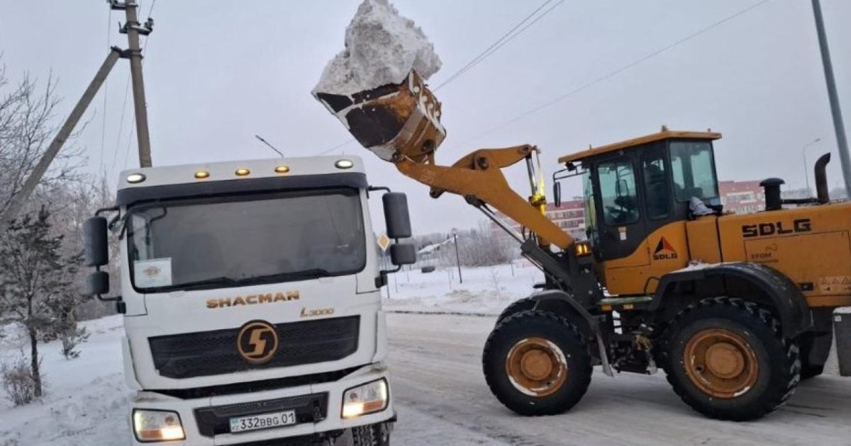 Астанада қар шығаруға 3 мыңнан астам жұмысшы жұмылдырылды