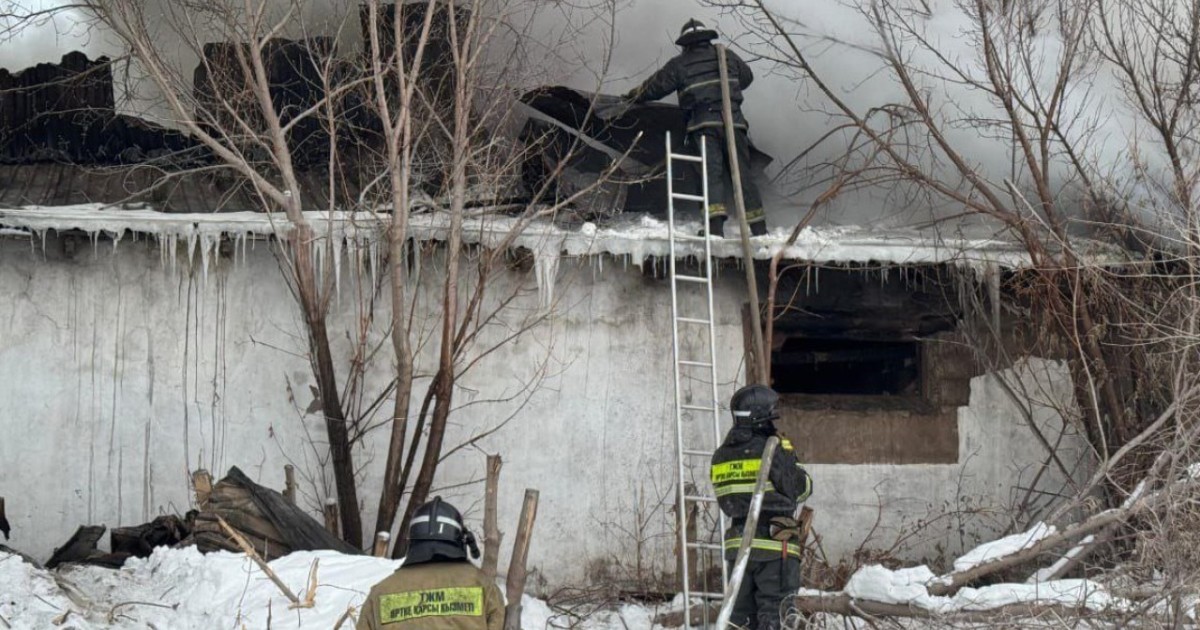 Елордалық құтқарушылар қоймадағы өртті толық сөндірді