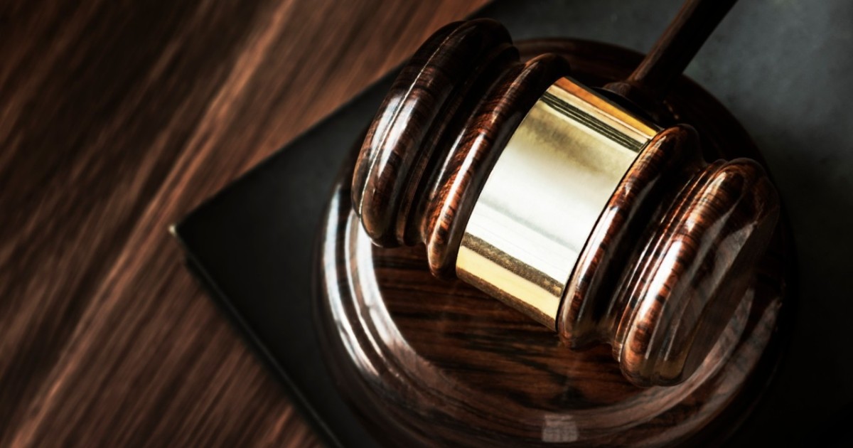 ШҚО дүкен кассирі миллионнан астам ақша ұрлағаны үшін сотталды