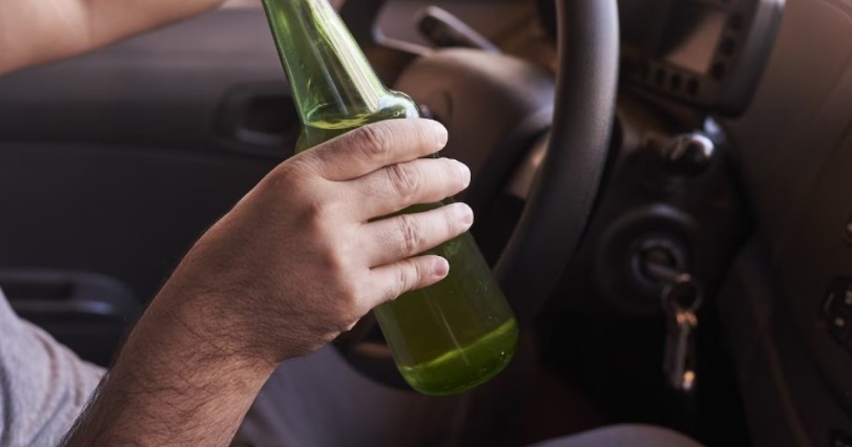 Ақтауда мас күйде рульде отырып үш көлікті соққан ресейлік 20 тәулікке қамалды