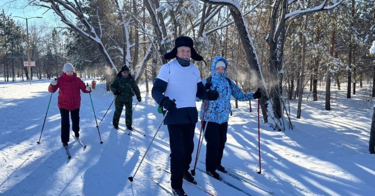 Астаналық зейнеткерлер шаңғы теуіп, қысқы спорт түрлерімен айналысып жүр