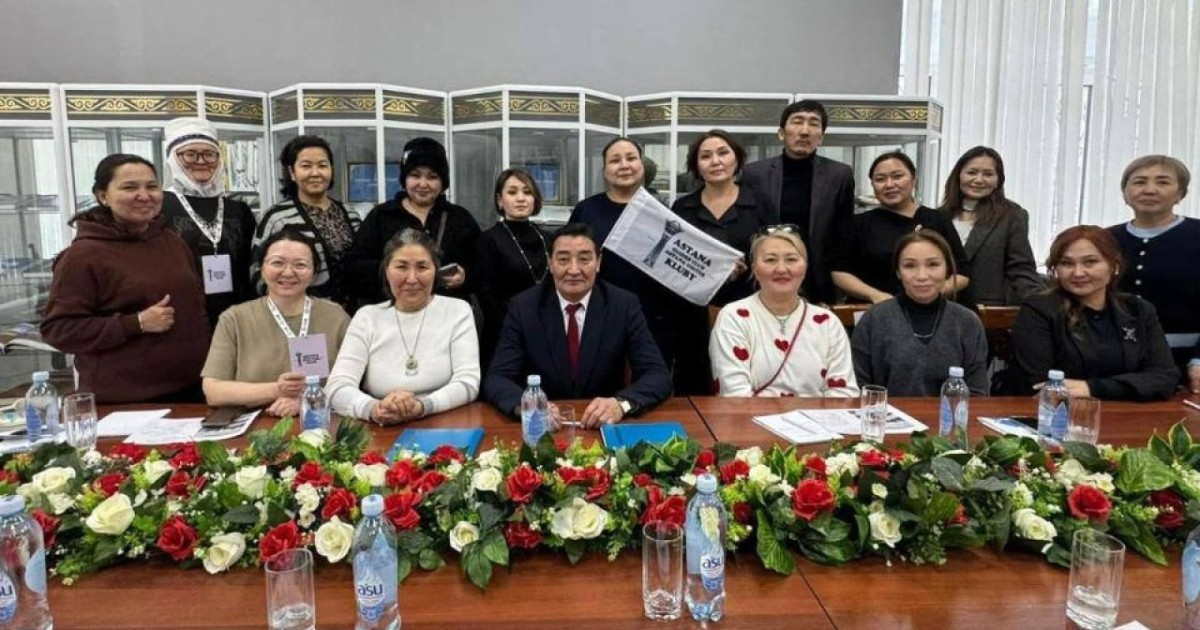 Елорда гидтері экскурсияларына қаланың архивтік деректерін пайдаланады