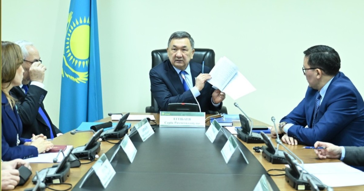 «Ауыл» фракциясының депутаттары Ата заң жобасын бірауыздан қолдады