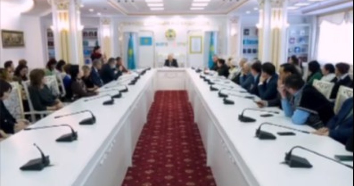 Жазушылар Одағының төрағасы жаңа Конституциядағы тіл мәселесіне қатысты пікір білдірді