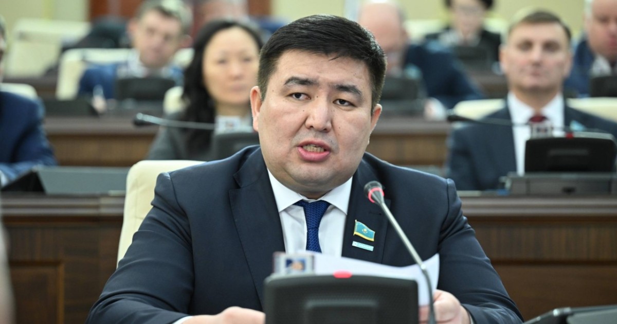 Елнұр Бейсенбаевтың Мәжіліс депутаты ретіндегі өкілеттігі тоқтатылды