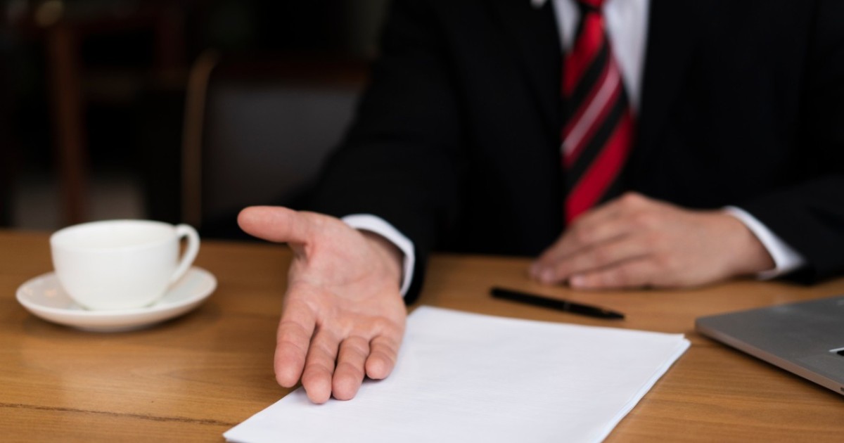 СҚО-да кәсіпкерлік қызметке заңсыз араласқан лауазымды тұлғаға 432 мың теңге айыппұл салынды