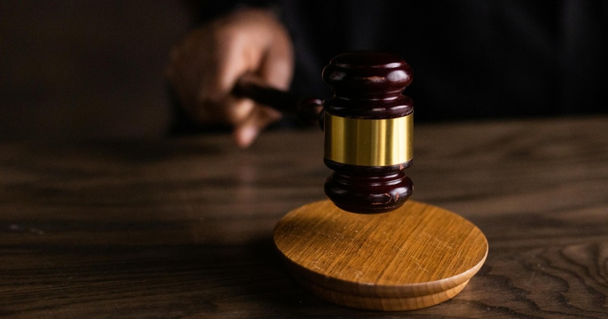 Талдықорғанда әлеуметтік желі арқылы сеніміне кірген таныстарын бопсалаумен айналысқан 9 адам сотталды