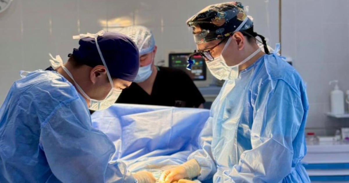 Ақмола облысында дәрігерлер трактордың астына түскен науқастың өмірін сақтап қалды