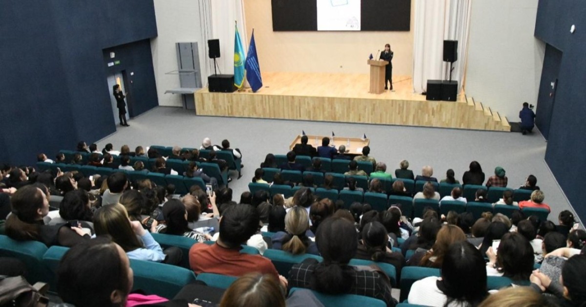 Астаналық балабақша қызметкерлері қаржылық сауатын арттырды