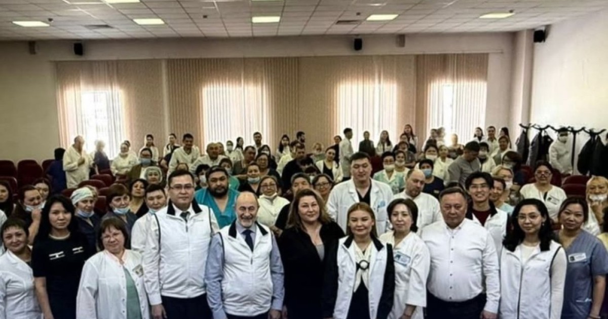 Астанада медицина қызметкерлеріне жаңа Конституция жобасы түсіндірілді