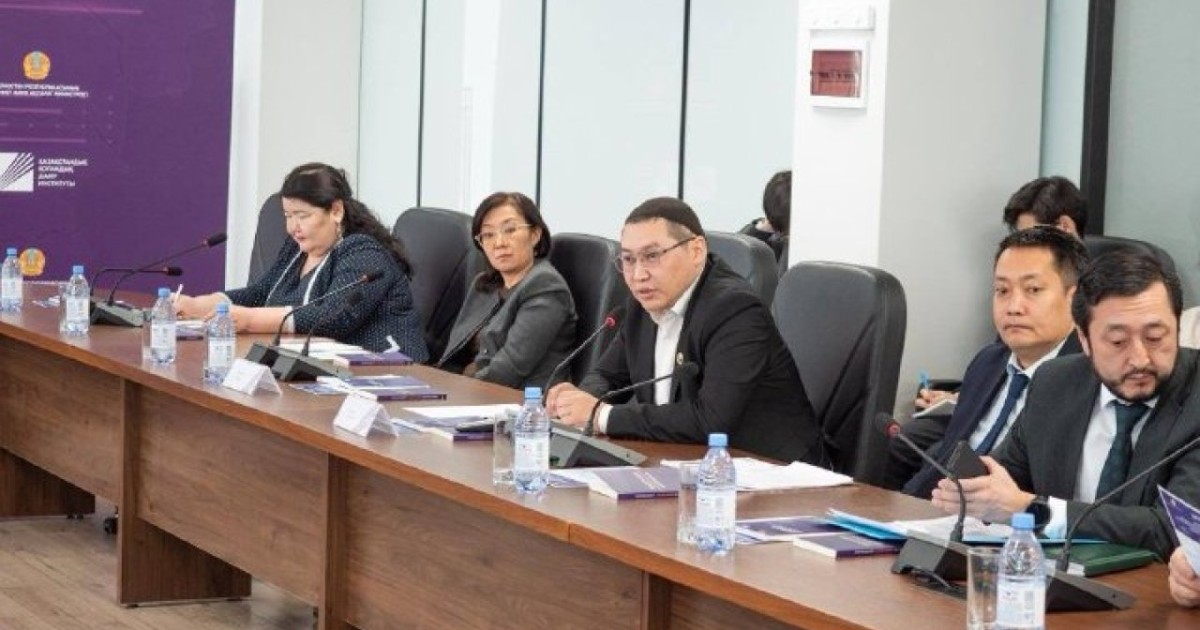 Жаңа Конституция аясында ғылыми-технологиялық егемендік талқыланды