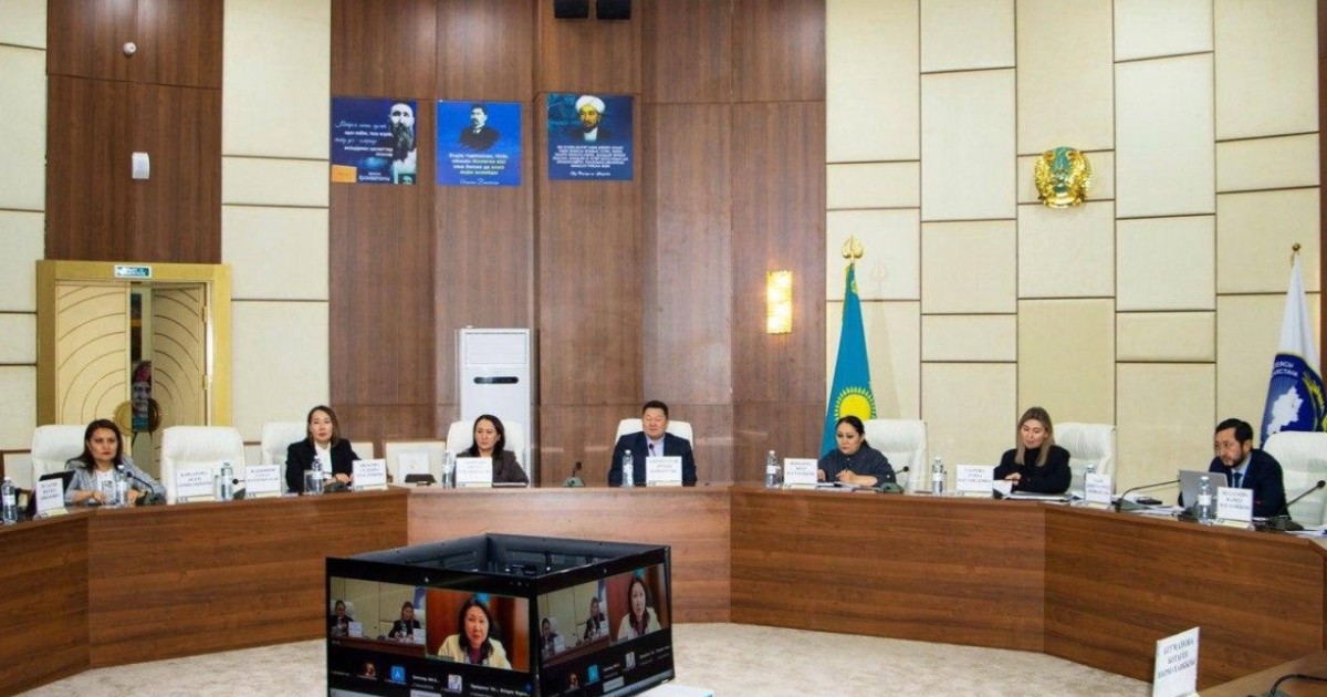 Астанада ҚХА-да жаңа Конституция жобасы талқыланды