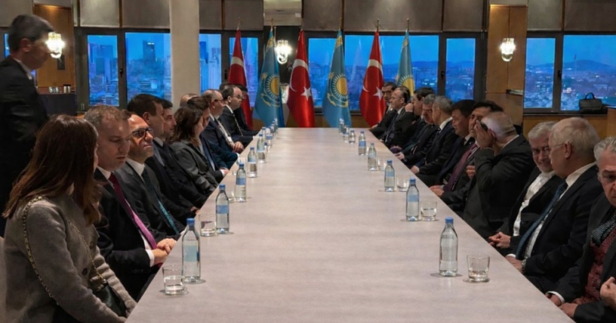 Түркияда Қазақстандағы конституциялық реформалар талқыланды