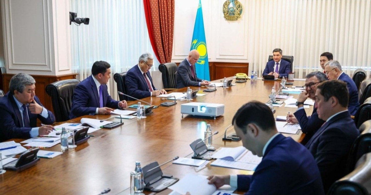 Үкімет автожол жобаларын және өңіраралық жолдарды дамытуға баса назар аударады