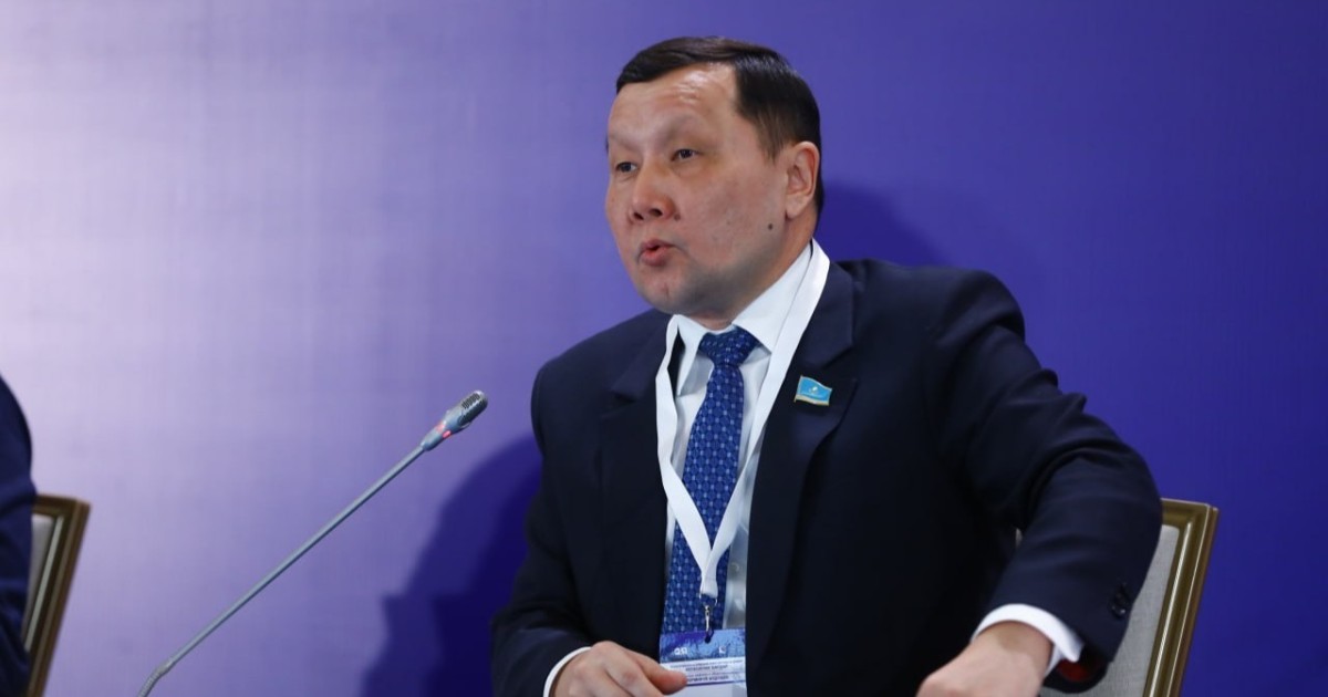 Абзал Құспан: Жаңа Конституцияның басты мақсаты – әділетті құқықтық жүйе қалыптастыру