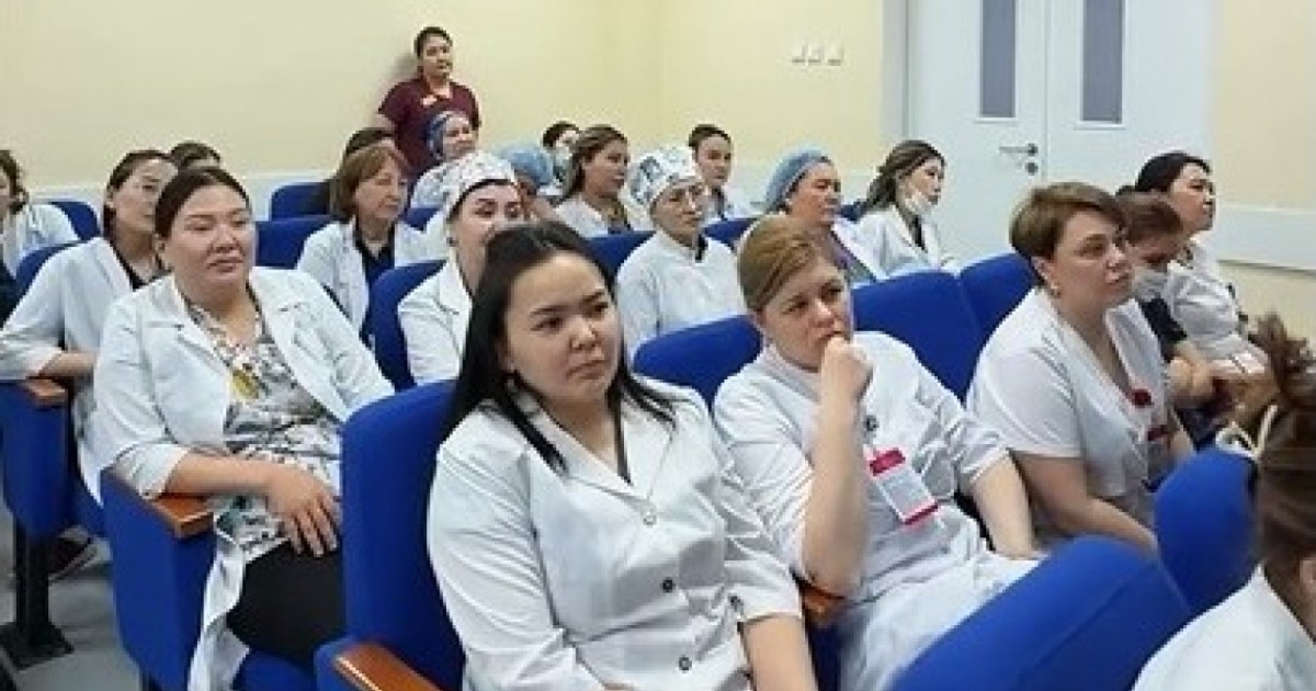 Астана прокурорлары  қалалық аурухананың ұжымымен профилактикалық кездесу өткізді