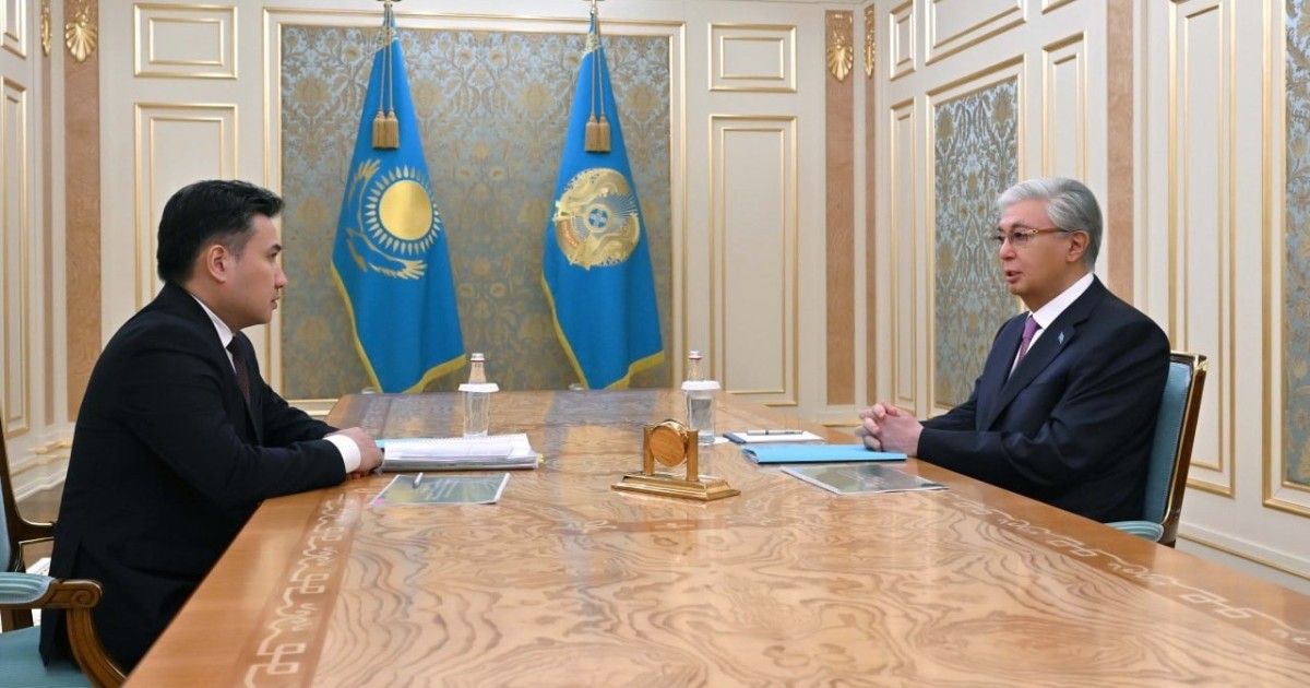 Президент Еңбек және халықты әлеуметтік қорғау министрінің есебін тыңдады