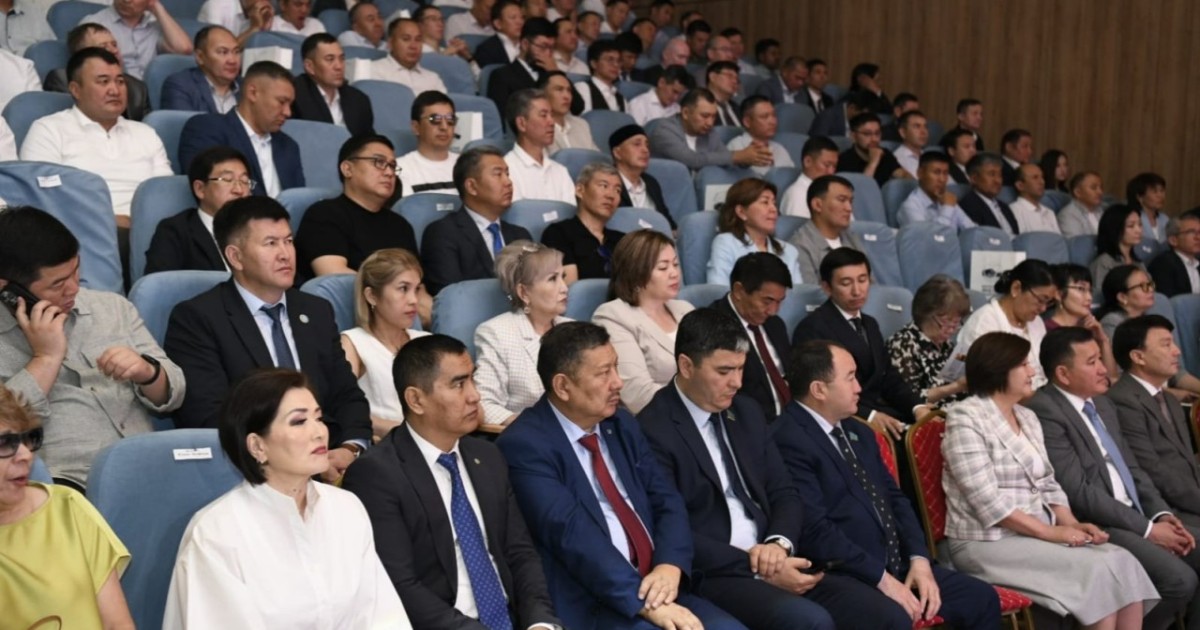 Елордада әкенің отбасы мен бала тәрбиесіндегі рөлі талқыланды