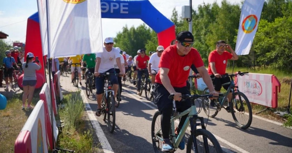 Астанада есірткіге қарсы велошеру өтті