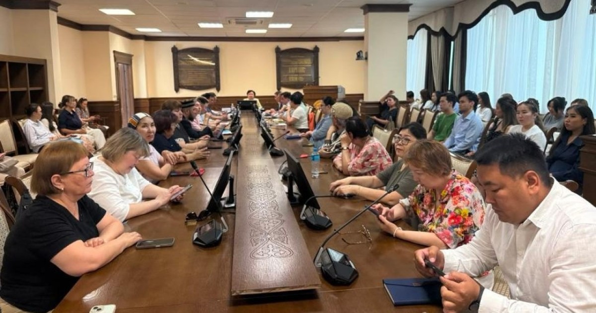 Елордадағы университеттде жаңа Конституцияның ғылыми-техникалық сала үшін маңызы түсіндірілді