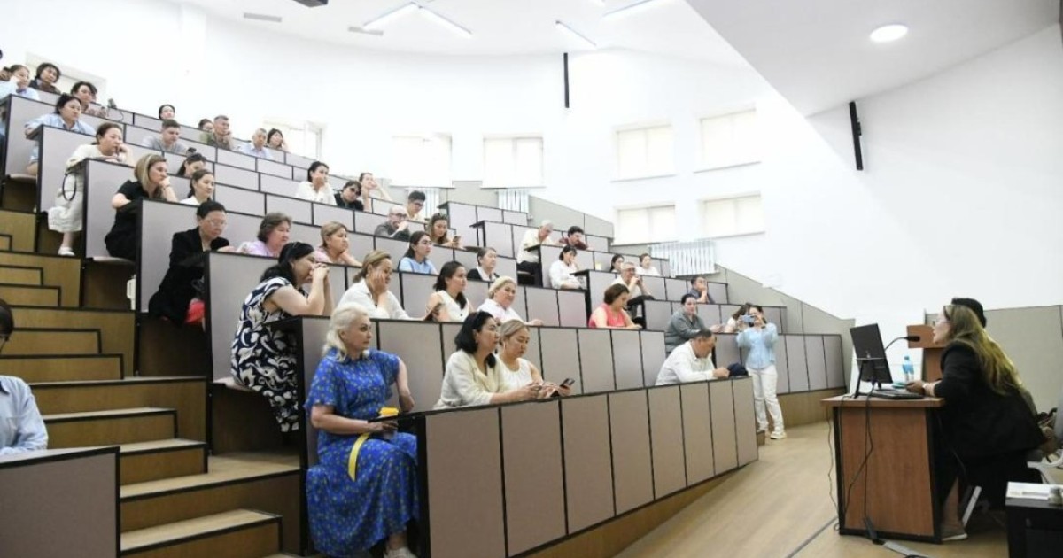 Елордалық медицина университетінде жаңа Конституцияның негізгі ережелері талқыланды