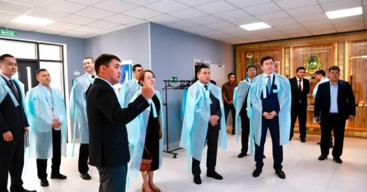 Асқарбек Ертаев «Жәрдем» әлеуметтік қызмет көрсету орталығының жұмысымен танысты