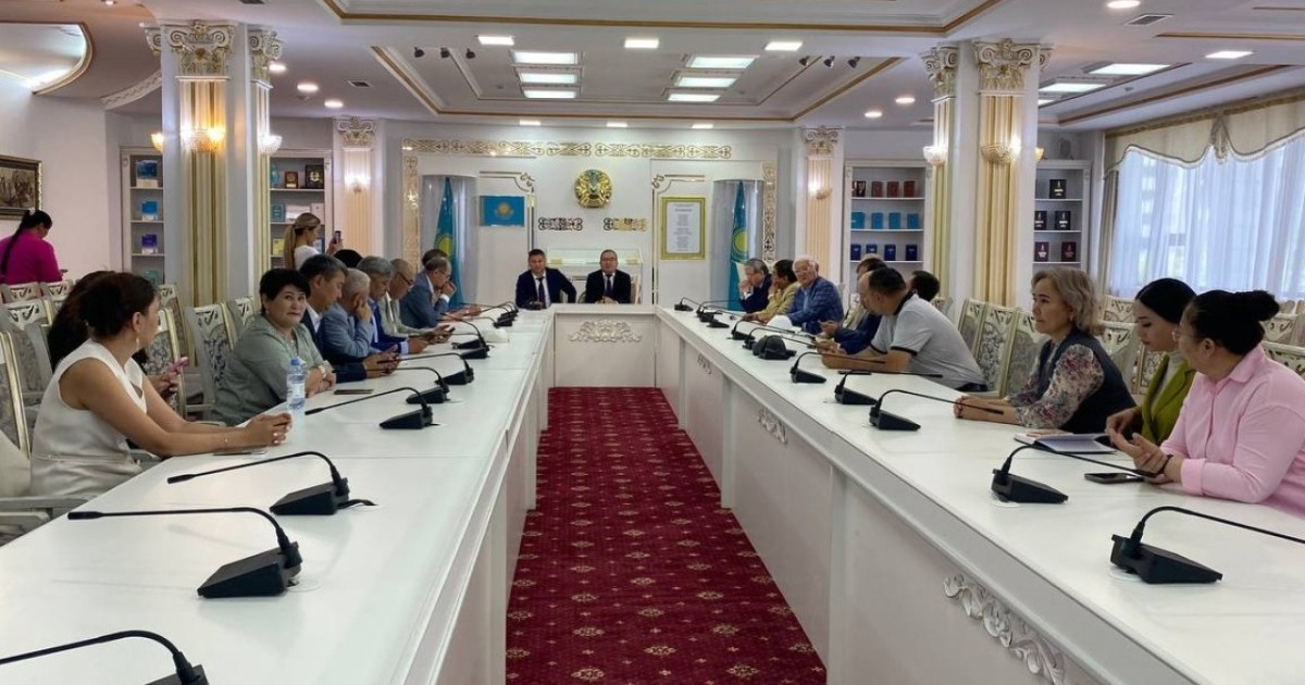 «Зерделі ұлт» жобасы: Қазақстанда кітап оқитындарға сыйақы мен жаңа мүмкіндіктер қарастырылады