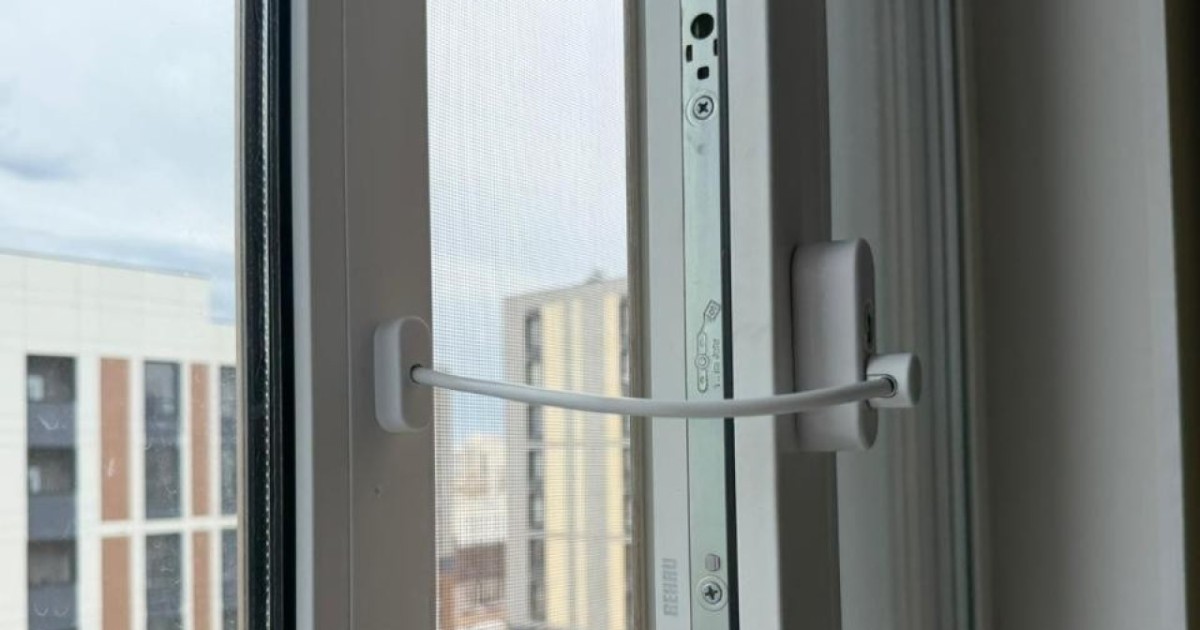 Астанада балалардың терезеден құлауын болдырмау шаралары күшейтілді